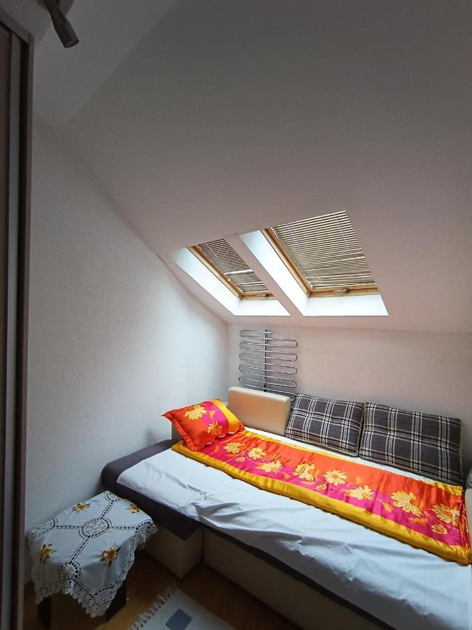 Apartment Apartman Ana *